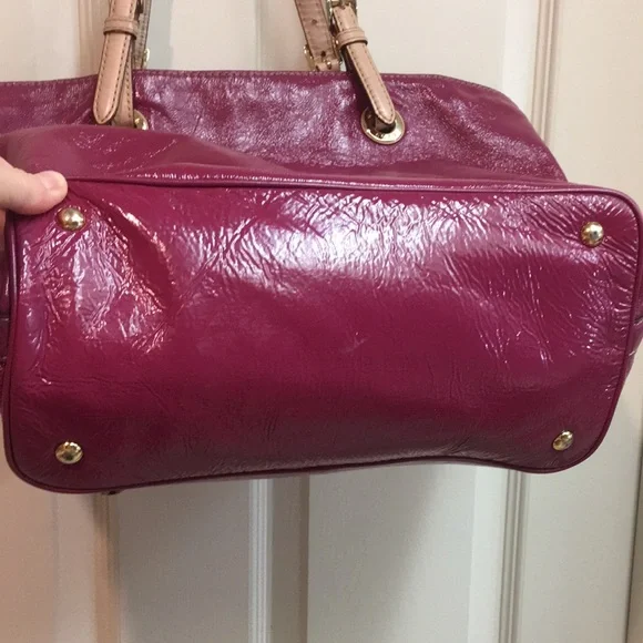 💗MICHAEL KORS Raspberry Pink Patent Tote Bag, plus Card Keychain, Cosmetic Bag - Picture 2 of 13